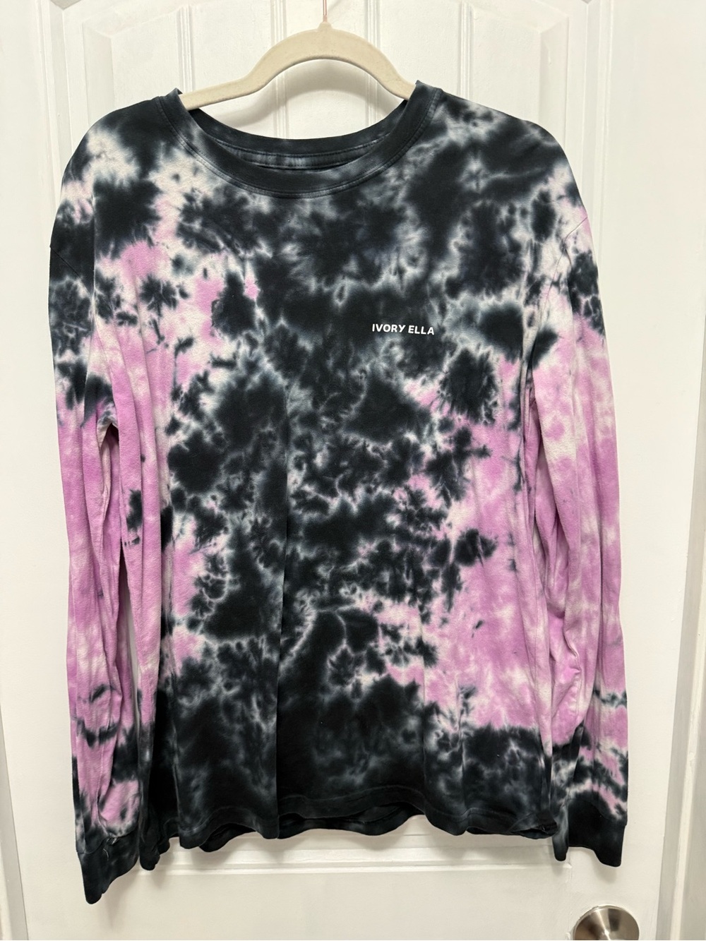 Ivory Ella Tie-Dye Long Sleeve t-shirt Women’s Small Black Pink (5-1)